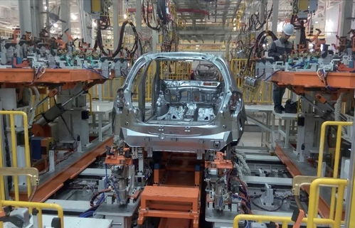全網(wǎng)獨家探秘云度汽車莆田工廠 四大工藝與計算機網(wǎng)絡工程的完美融合